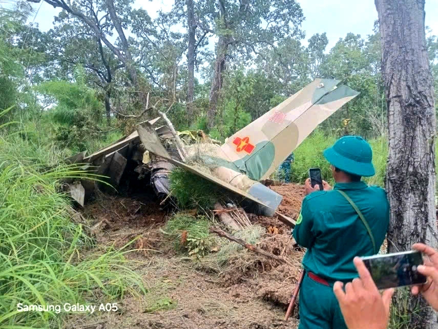 Yak-130 wreckage found in Dak Lak forest two days after crash